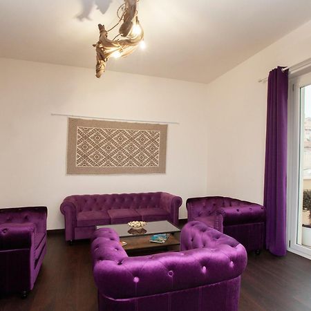 Myrtus Guest House Piazza Gramsci Кальярі Екстер'єр фото